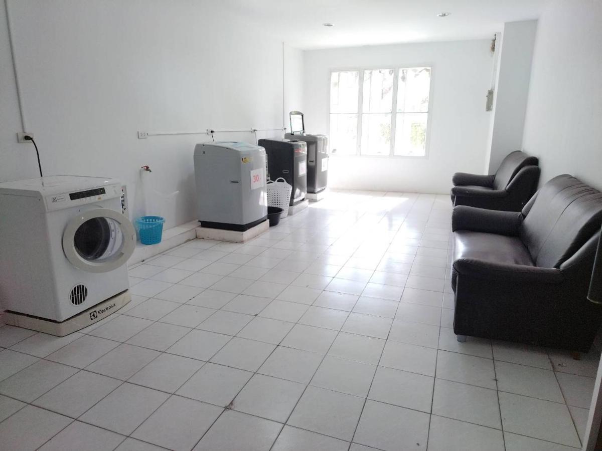 7 Pool Condo Opposite The Train Station Near Old City And Nimman Chiang Mai Exterior photo